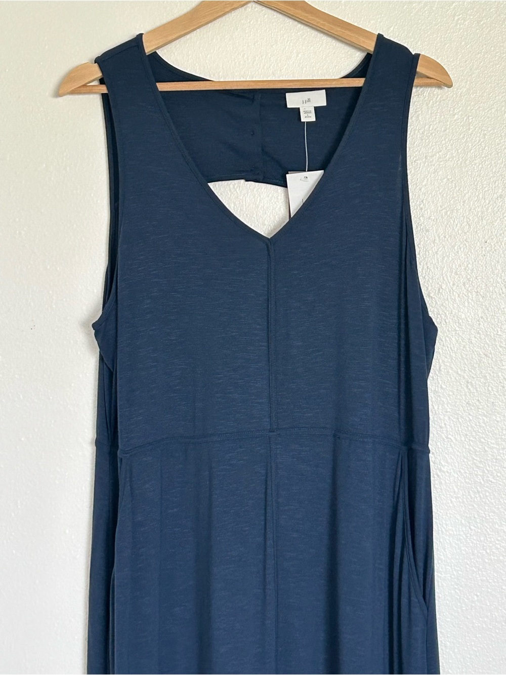 NWT J.Jill Navy Blue Sleeveless Keyhole Maxi Dress with Pockets Size Large Petit - Picture 3 of 9
